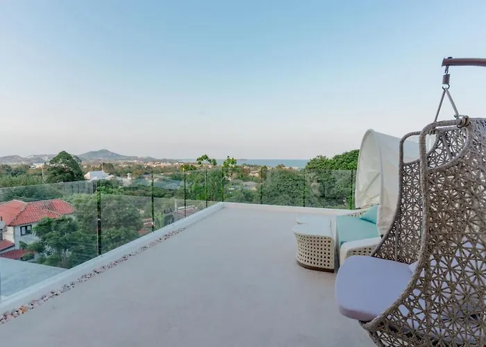 Villa Solaya - 3Br Central Located Seaview Villa