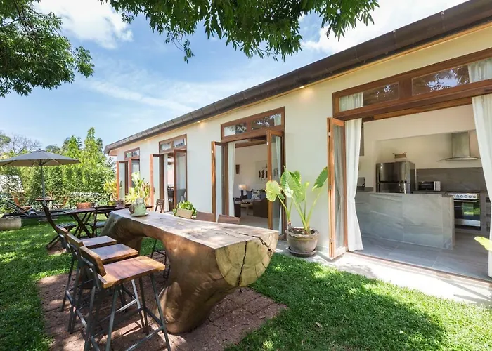 Papaya Garden Villa
